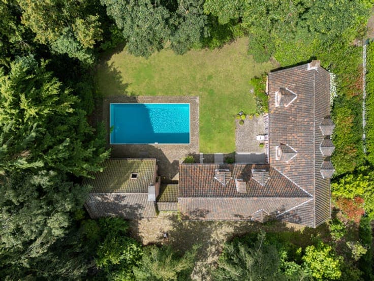AARTSELAAR – Villa in a prestigious residential area
