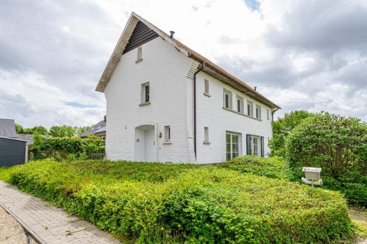 House in Ternat