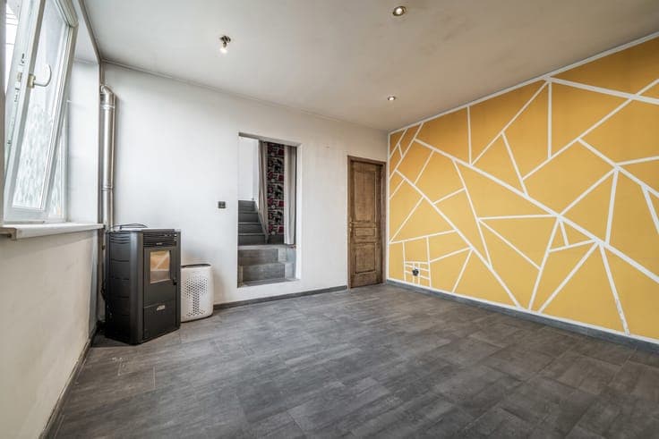 House in Dour