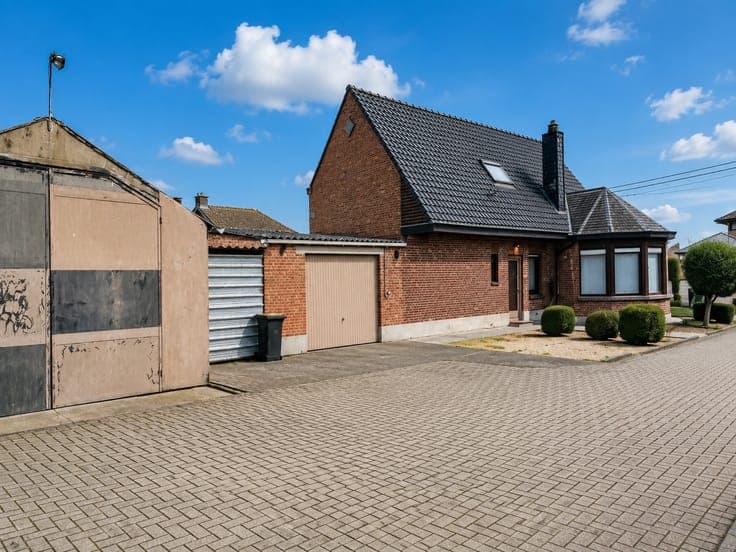 House in Sint-Pauwels