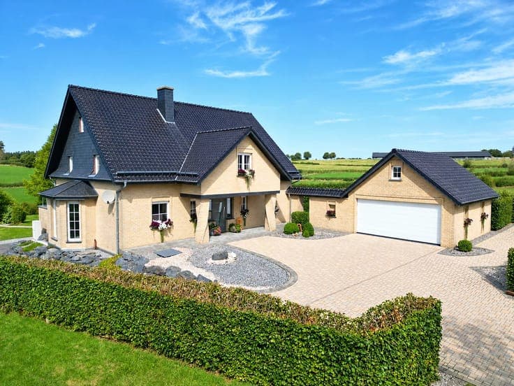 Modernes Zuhause mit traumhafter Aussicht in Hünningen zu ve