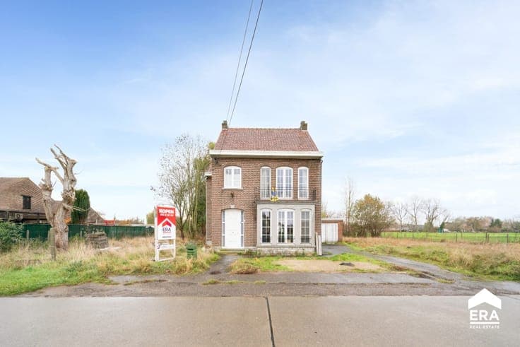 For sale in Zoutleeuw: house with 5 bedrooms in need of reno