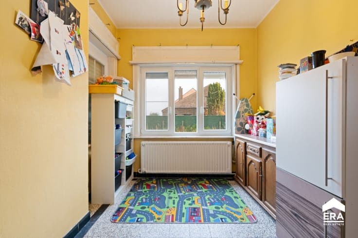 For sale in Zoutleeuw: house with 5 bedrooms in need of reno
