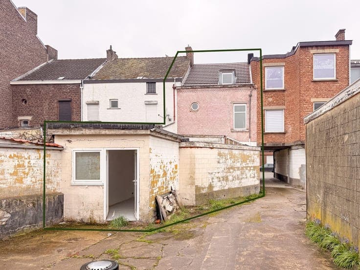 House in Charleroi