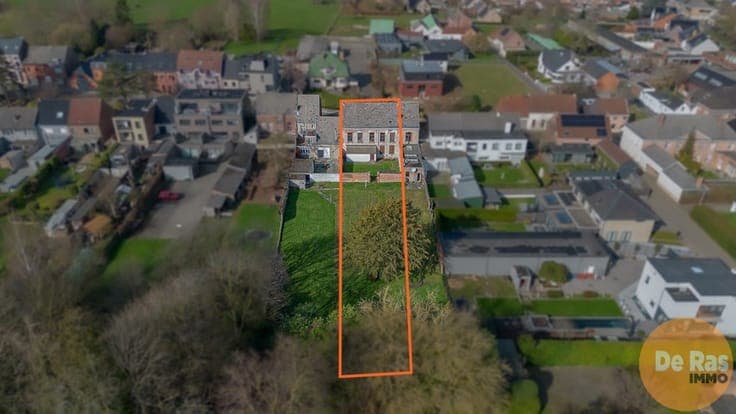 NIEUWERKERKEN - BURGERHUIS MET GROTE TUIN