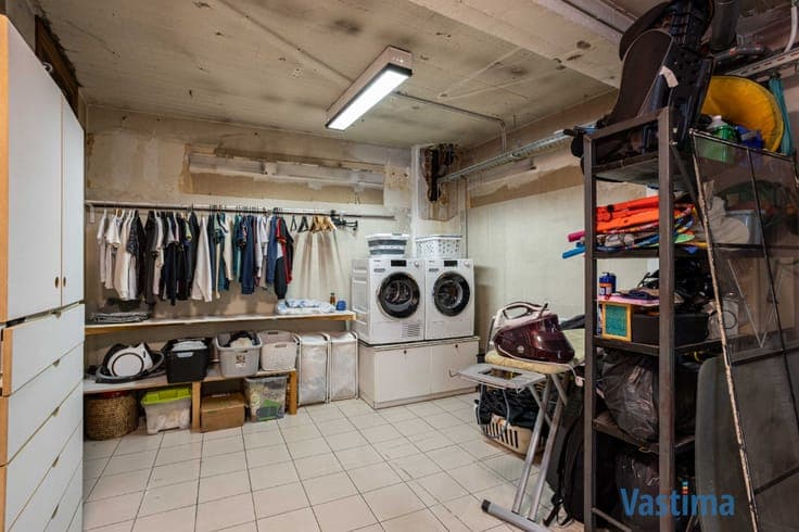 Unieke stadswoning met lift en garage in hartje Aalst