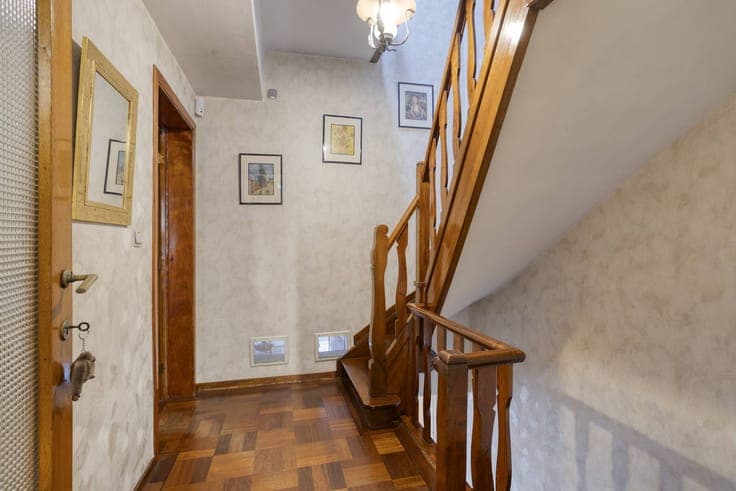 Characterful Single-Family Home for Sale in Sint-Jans-Molenb