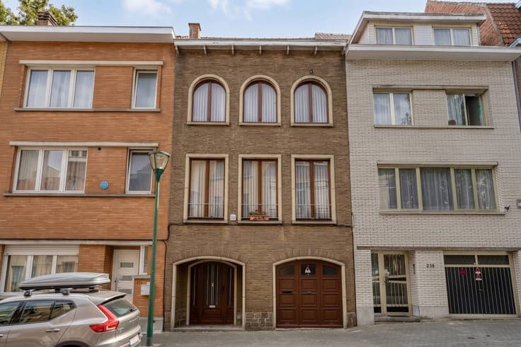 Characterful Single-Family Home for Sale in Sint-Jans-Molenb