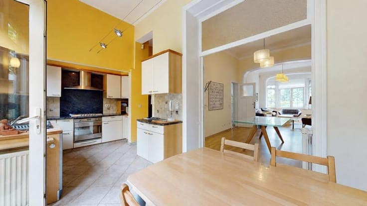 GEORGES HENRI - HOUSE 5Bd +/- 282 m2 WITH GARDEN