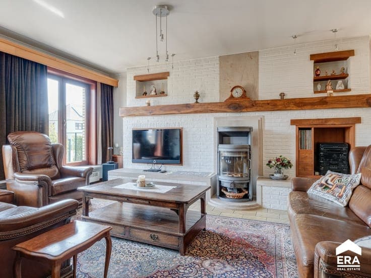 Spacious detached home in Halen with garden & pool
