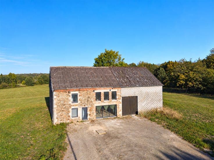 FULLY RENOVATED OLD FARMHOUSE – 24.68 ARES OF LAND