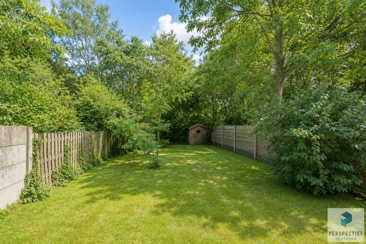 RUIME LICHTRIJKE WONING met 4 SLPKS, GARAGE en grote TUIN