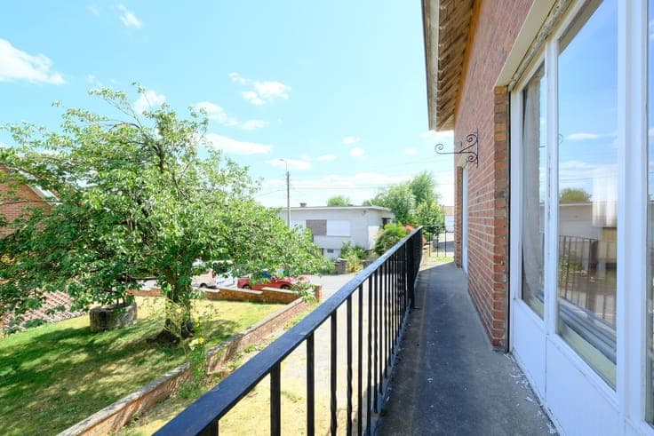 Thiou district - Beautiful house 4 F. with 4 BR. poss. 5 BR.