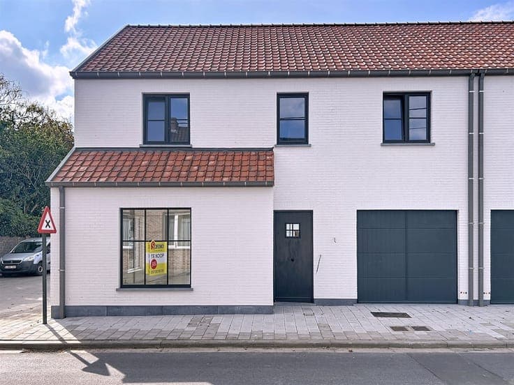 Halfopen nieuwbouwwoning