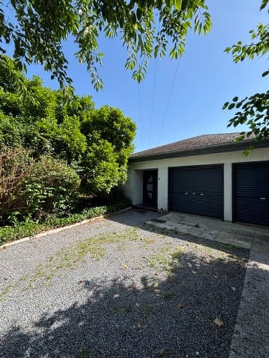 JOLI BUNGALOW 4CH - PEB D - GARAGE - SPACIEUX JARDIN
