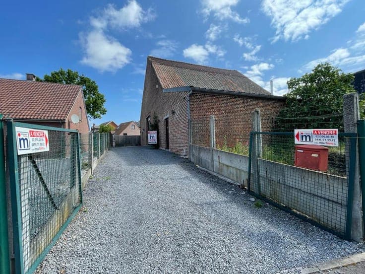 barn with office, meeting room and warehouse