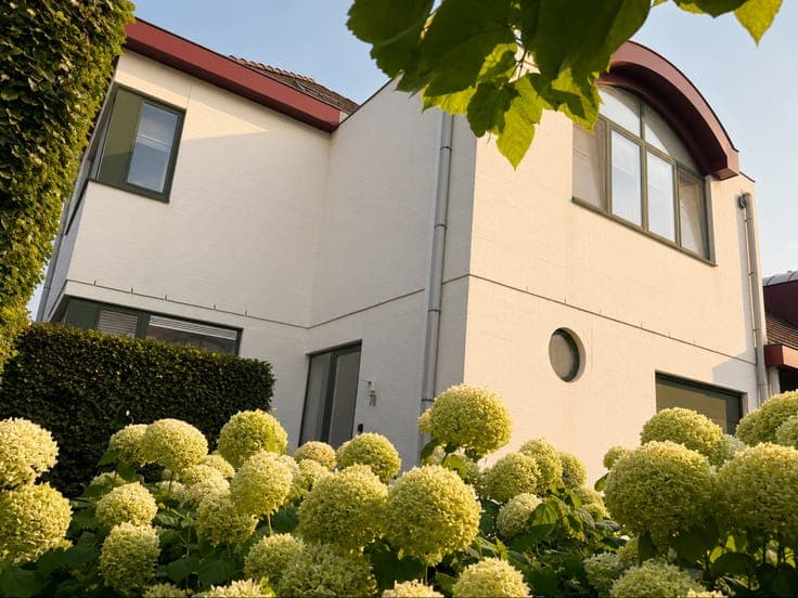 Bright family home in the heart of Grimbergen.