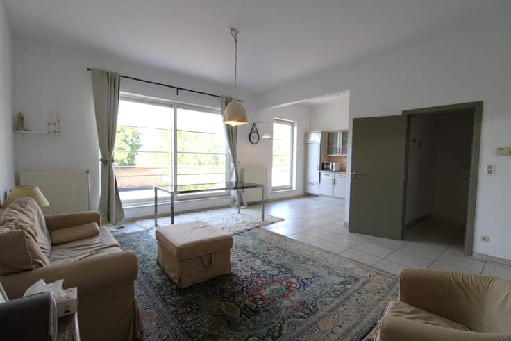 Move-in ready home in Leuven with an except large garage!