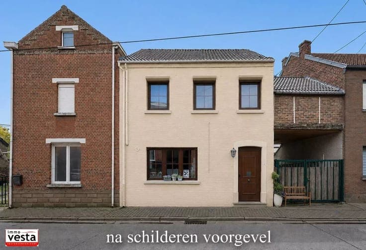 Spacious family home (also suitable as a kangaroo house) wit