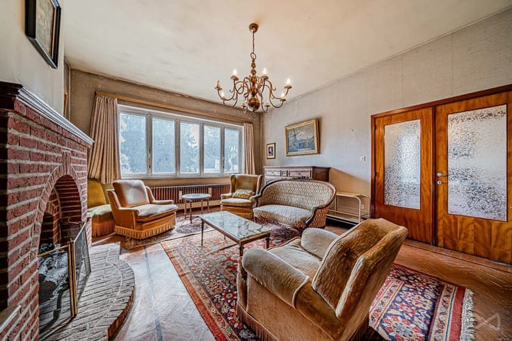 Huge potential for this magnificent property to renovate