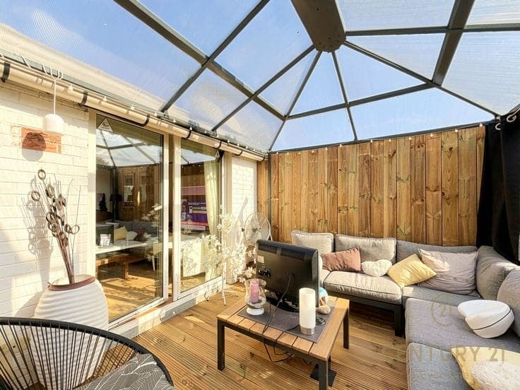 Happy Viager 4-bedroom house with swimming pool for sale