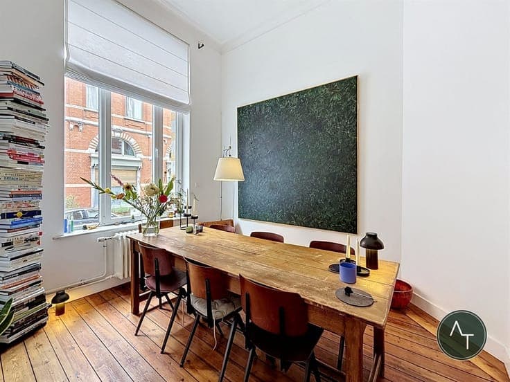Voltaire / 3-bed house +/- 144m² in perfect condition