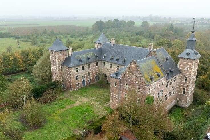 Rijkel Castle on a beautiful historic estate