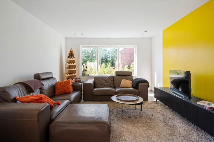 Vrijstaande woning op een ruim perceel van 3.330 m² met p...