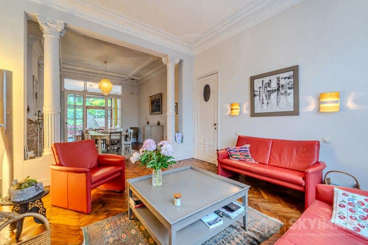 JOLIE MAISON - 6 CH - PEB D -JARDIN TERRASSE - GARAGE DOUBLE