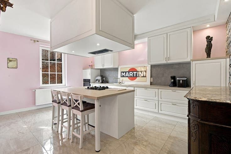 Charming 2-3 bedroom house, renovated in Faimes