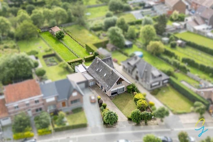House with 5 bedrooms near Schendelbeke station