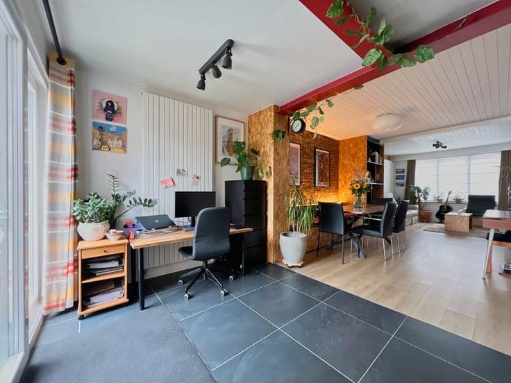 Instapklare, energiezuinige woning met tuin + garage!