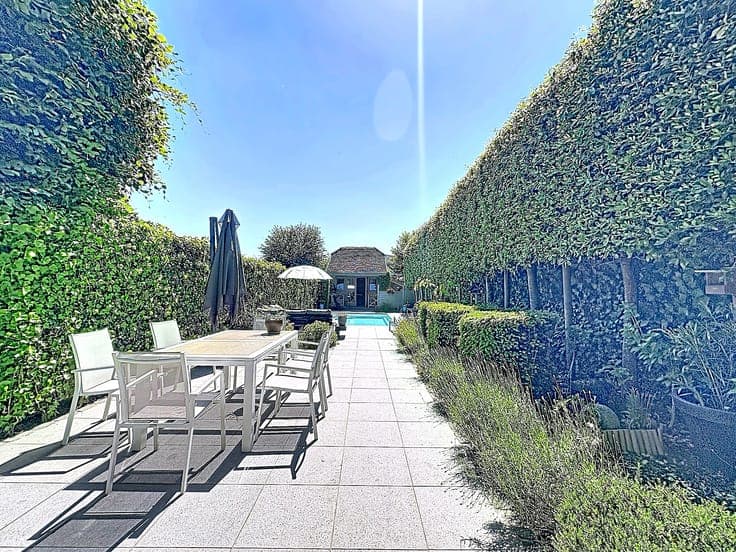 House with swimming pool and sunny terrace for sale in Aalst