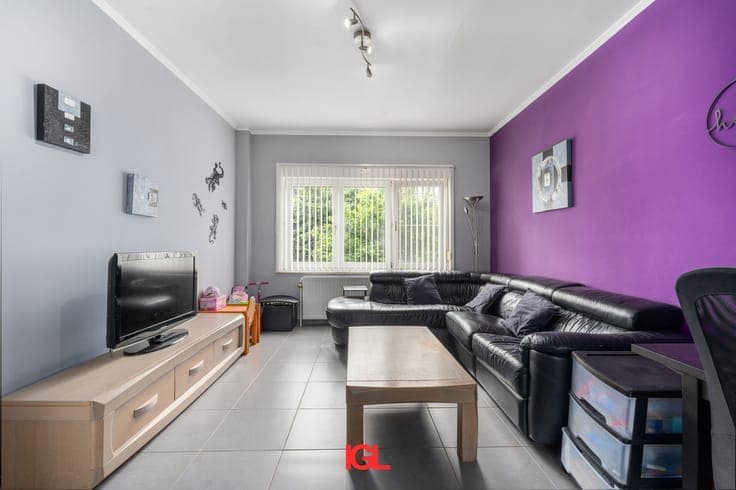Charming semi-detached house with 3 bedrooms and a southe...
