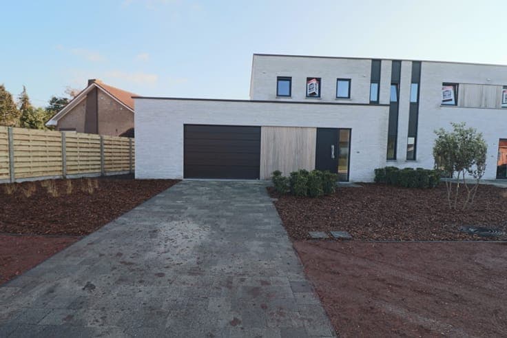 House in Ravels