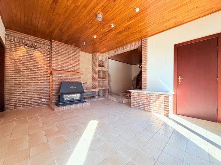 Alleenstaande woning op een perceel van 2.254 m²