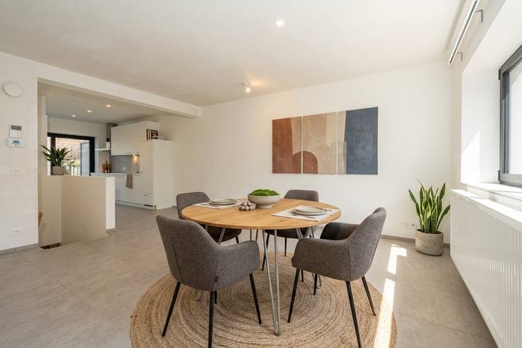 Stijlvol appartement met zonnig terras in recente residentie