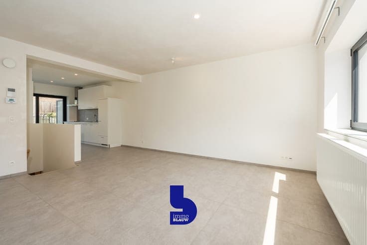 Stijlvol appartement met zonnig terras in recente residentie