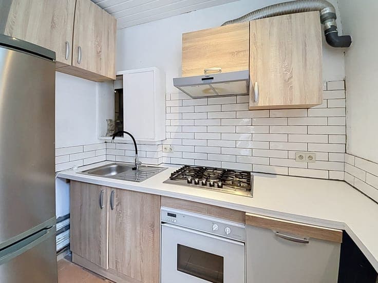 Petite maison idéale pour un premier logement ou un investis