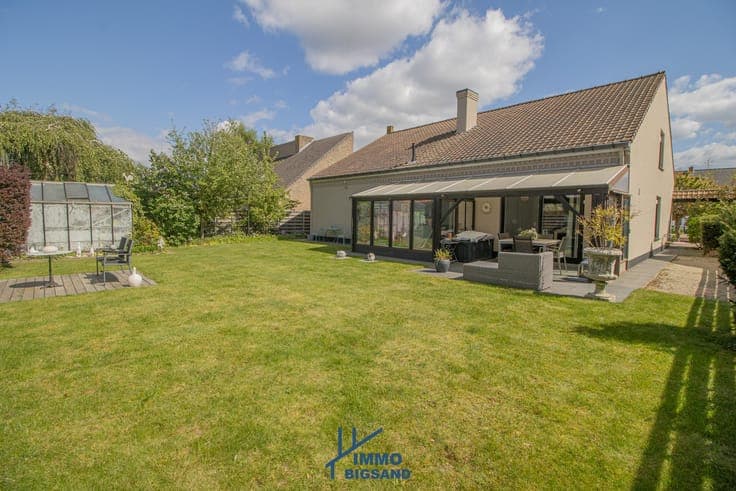 Charmante bungalow te koop op rustige ligging in Wervik
