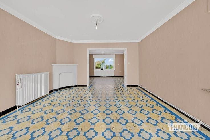 Detached house for sale in a peaceful rural setting on a sp…