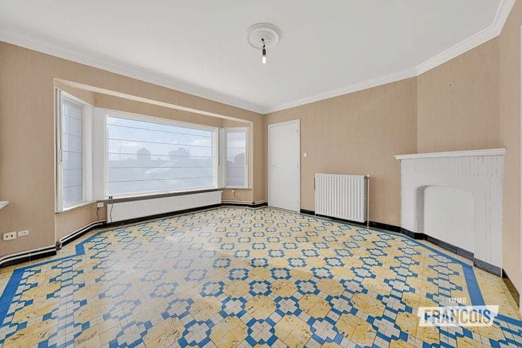 Detached house for sale in a peaceful rural setting on a sp…