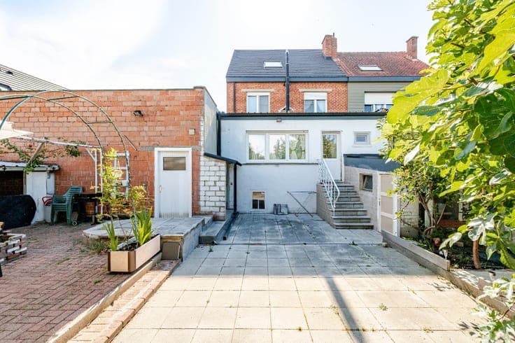 For sale in Wolvertem: semi-detached home with 4 bedrooms