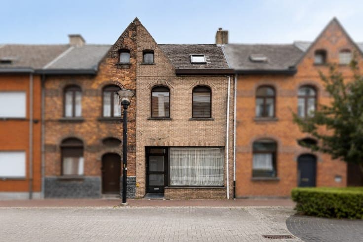Spacious home in the centre of Willebroek
