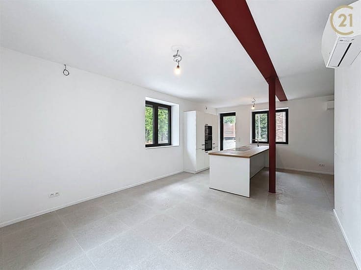 Duplex in Assesse