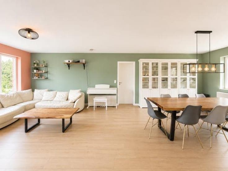 STUNNING VILLA BUILT IN 2019: 5 BEDROOMS - 2 BATHROOMS