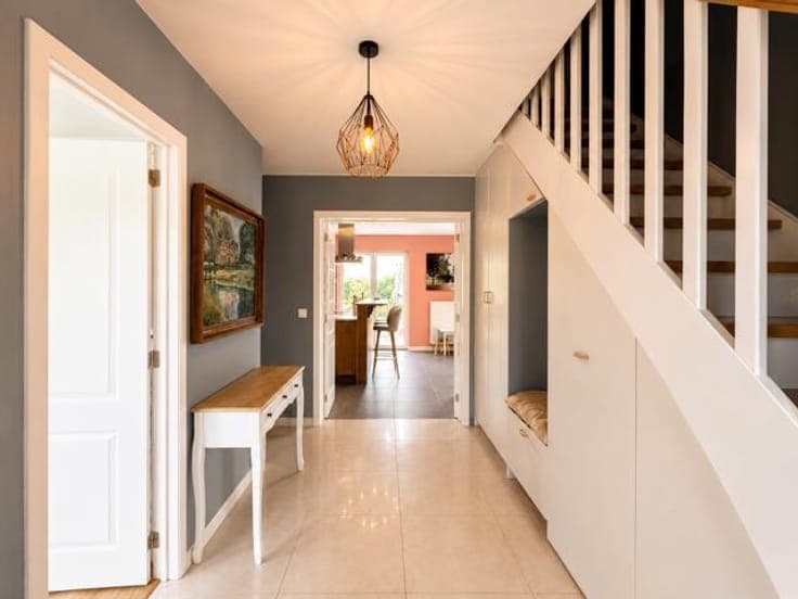 STUNNING VILLA BUILT IN 2019: 5 BEDROOMS - 2 BATHROOMS