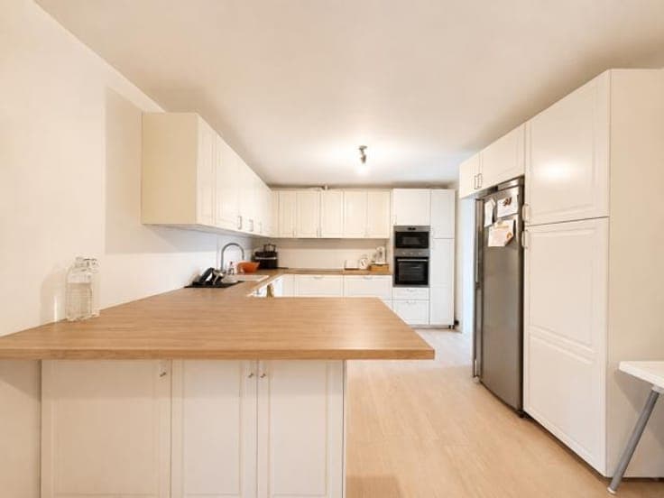 MAISON DE CARACTÈRE - 3 CH - 1500 M2 - GARAGE