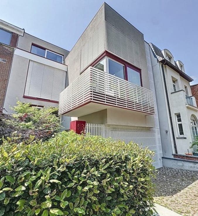 EPC C+ - Contemporary 4/5 bedr house, garden-terrace