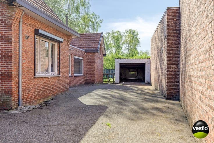 Te strippen gezinswoning op een bosrijke- en rustige loca...